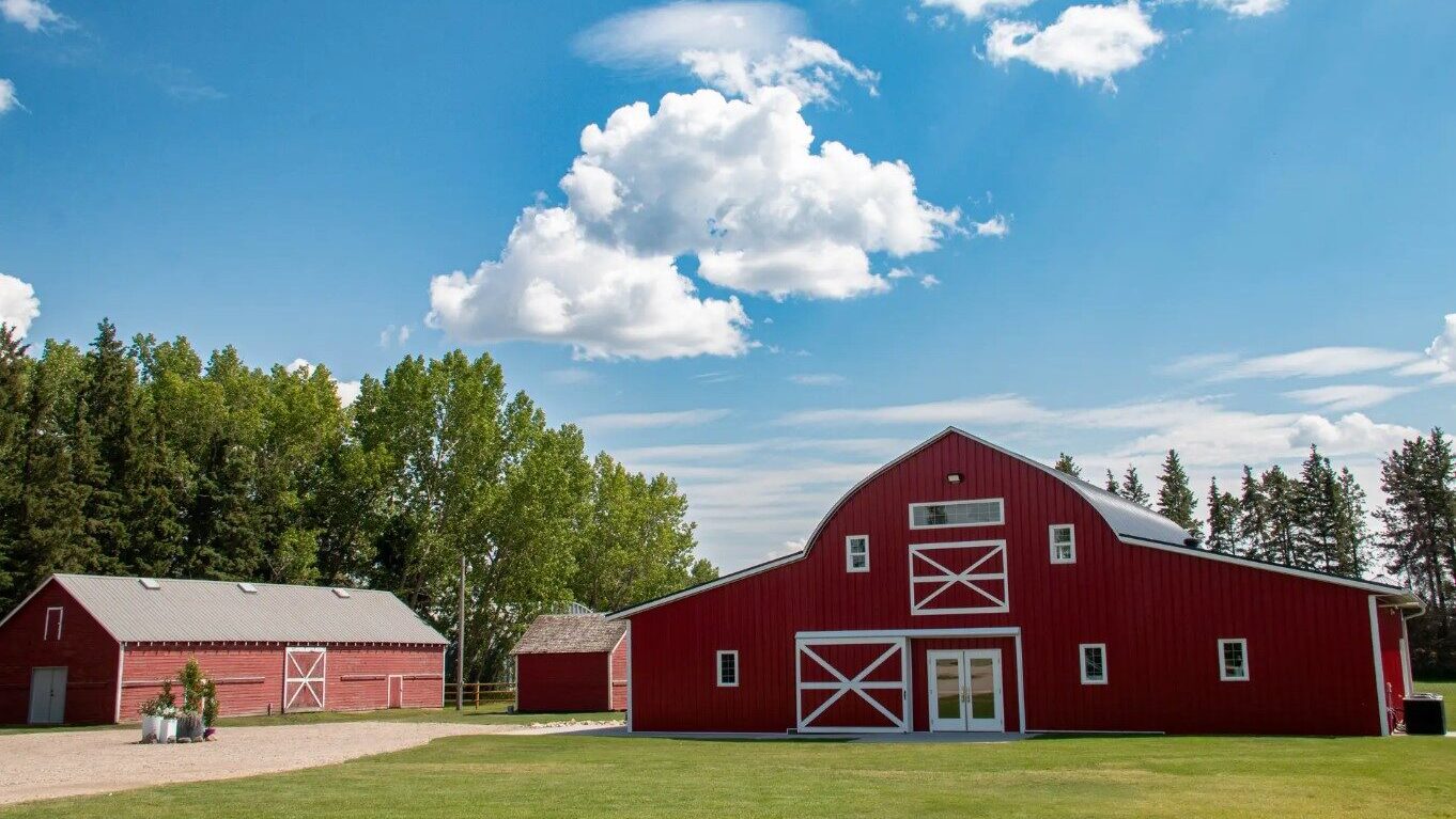 beyond the meridian barn exterior snip
